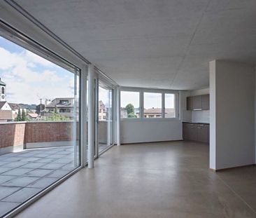 Cet appartement simple dans le centre de Gossauer vous attend - Photo 3