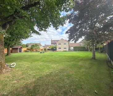 5 bedroom detached house to rent - Photo 1