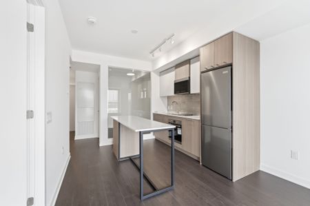 For Lease - 30 Dreamers Way Unit# 552, Toronto, Ontario - Photo 4