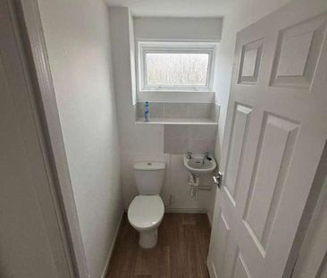 Pensford Drive, Eastbourne, BN23 - Photo 4