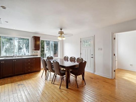 6672 28e Avenue - Photo 1