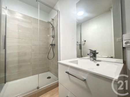Location Appartement 2 pièces 43m² TROYES 10000 - Photo 5