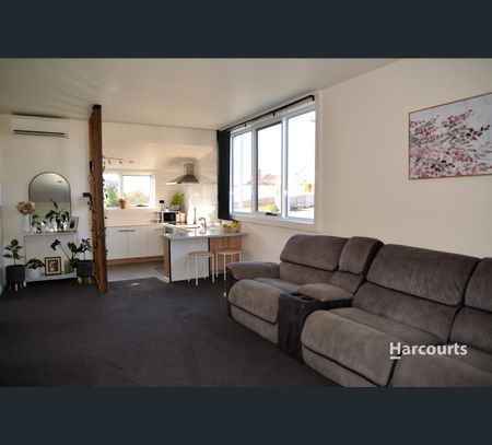 24 Pine Avenue, Upper Burnie, Tas 7320 - Photo 2