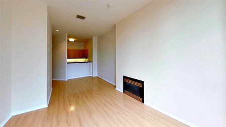 For Lease - 7 King Street Unit# 2211, Toronto, Ontario - Photo 2