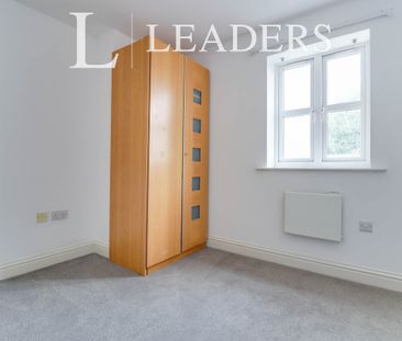 2 bedroom apartment to rent Manor Gardens Close, Loughborough, LE11 - Photo 3