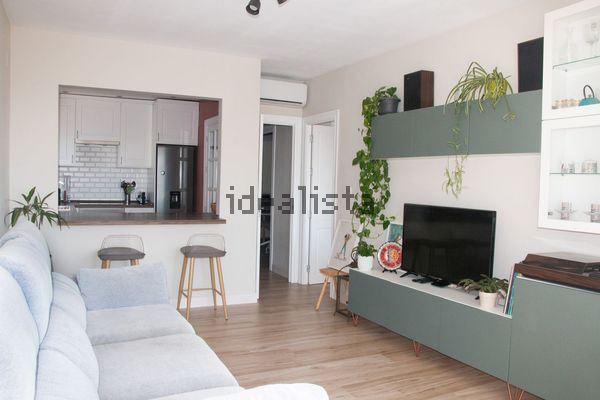 Alquiler de piso en Calle Sardinero, 16 - Photo 1