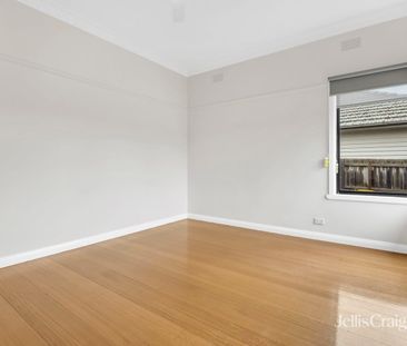 Three Bedroom Heidelberg Home - Photo 5