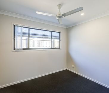Perfect Brand-New Family Home! - Photo 3