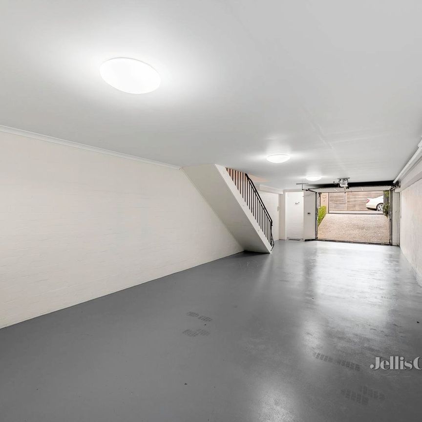 61 Lang Street, South Yarra - Photo 1