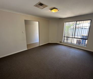 Fall in love with this stunning 4 bedroom 2 bathroom home. - Photo 1