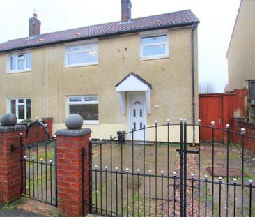 3 bedroom semi-detached house to rent - Photo 4