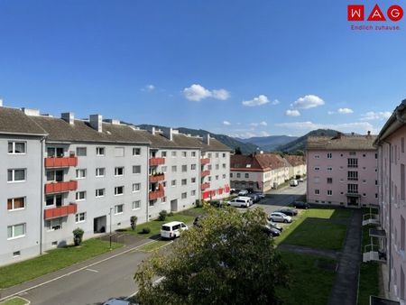 Attraktive Wohnung mit Dusche und Balkon, Übernahme der Küche möglich - Photo 5