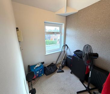 3 bedroom House To Let - Photo 2