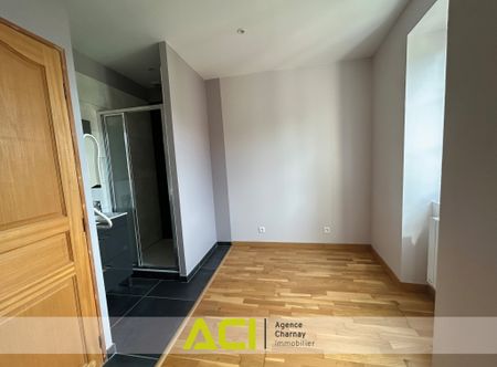 Location Appartement 2 pièces 26m² CHARNAY LES MACON 71850 - Photo 2