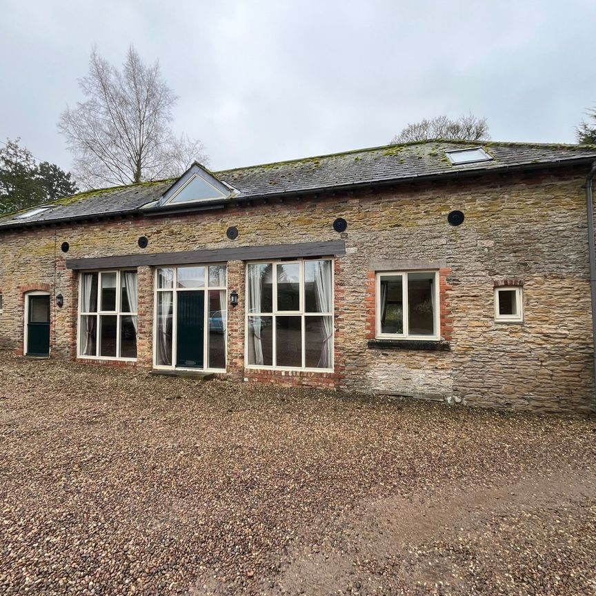 3 bedroom detached house to rent - Photo 1