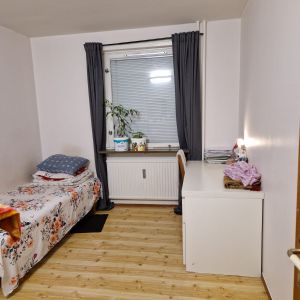 Ålgrytevägen, Skärholmen - Photo 2