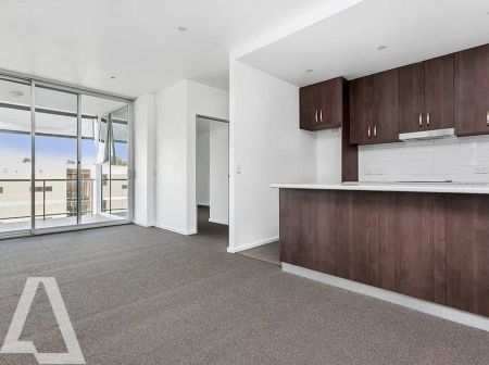 “Centrally Located Apartment next to UniSA” - Photo 3