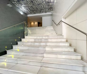 2 room luxury penthouse for rent in Valencia - Photo 2