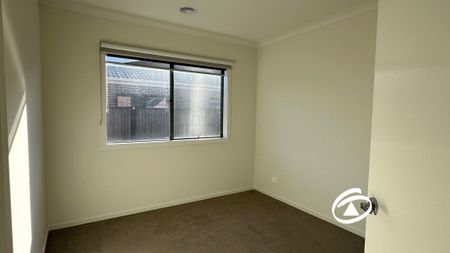 4 Noah Road, 3978, Clyde North Vic - Photo 4