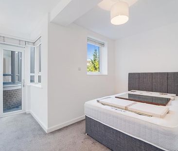 2 bedroom apartment to rent - Photo 4