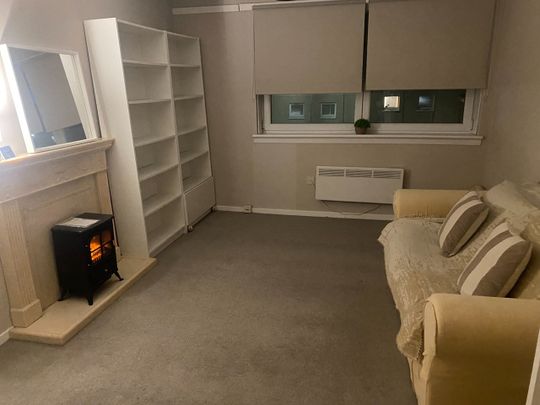 1 Bed Flat, Maxwell Grove, G41 - Photo 1