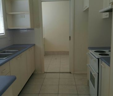 Neat & Private 1 Bedroom Home in a Great Location - Photo 4