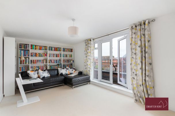 3 Bed, House - Photo 1