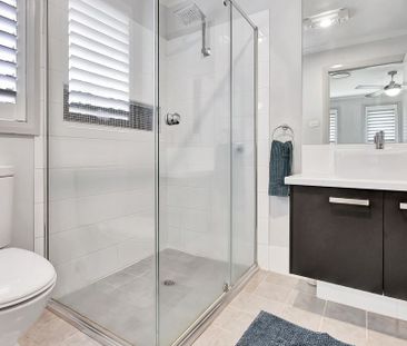 SOUGHT AFTER FAMILY HOME - Photo 6