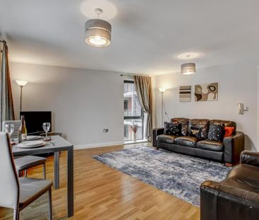 2 bedroom flat to rent - Photo 2