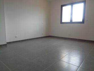 Location Appartement 5 pièces 123 m2 à Alénya - Photo 2