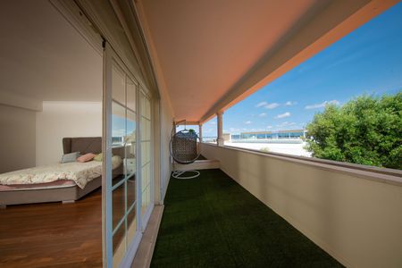 Detached villa with heated pool in Leiria - Photo 4