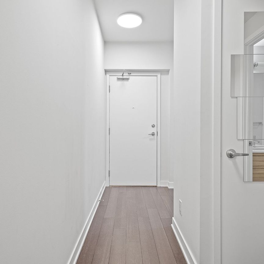 For Lease - 210 Simcoe Street Unit# 708, Toronto, Ontario - Photo 1