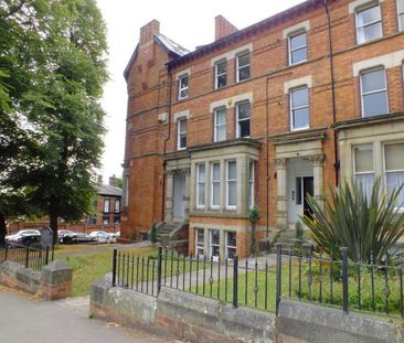 2 bedroom Flat To Let - Photo 3