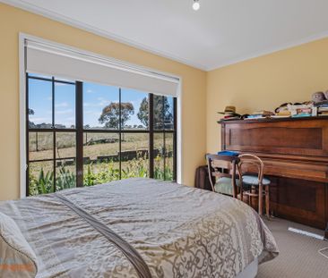 196A Brooklands Road, Wallaroo NSW 2618 - House For Rent | Domain - Photo 2