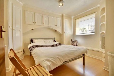 Castle Road, Southsea, PO5 - Photo 2