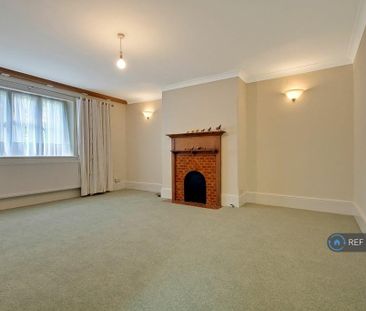 4 bedroom maisonette to rent - Photo 4