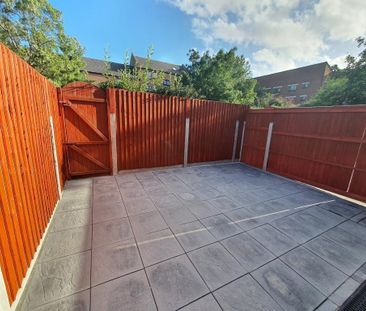 5 bedroom terraced house to rent - Photo 6