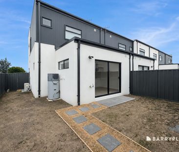 Brand New Townhouse Offering Modern Family Living - Photo 6