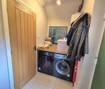 3 bedroom end of terrace house to rent - Photo 1