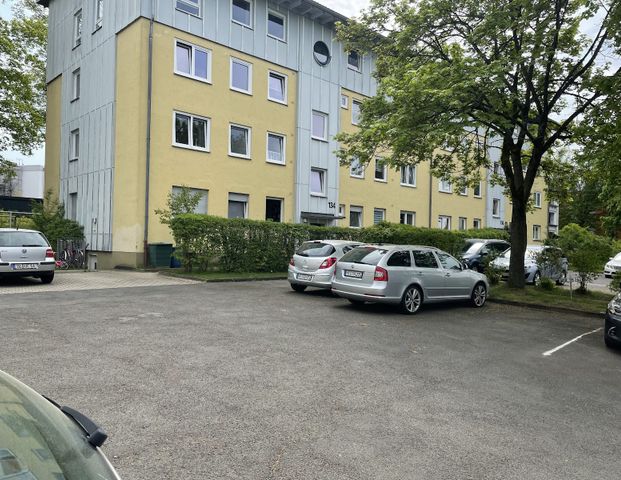 WBS erforderlich - Geräumige Familienwohnung mit separatem WC - Foto 1