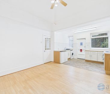 Long Lane, Garston, L19, L4, Chiltern - Photo 5