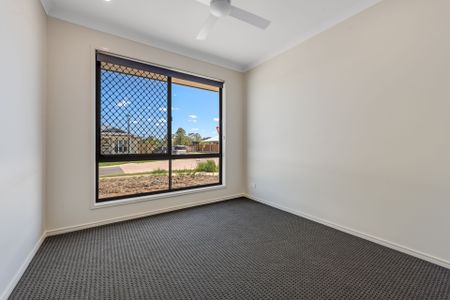 Luxury Living Awaits at 58 Daisy Street - Photo 2