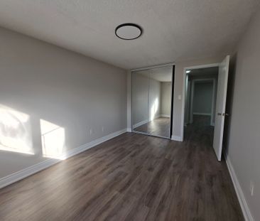 For Lease - 121 Purvis Crescent, Toronto, Ontario - Photo 5