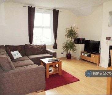 2 bedroom flat to rent - Photo 2