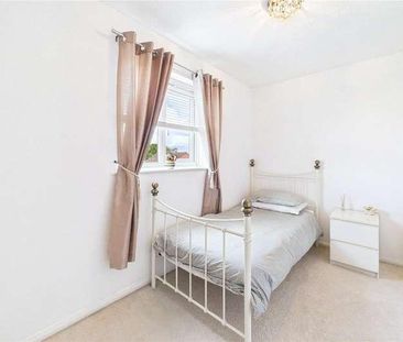 Lyon Close, Maidenbower, Crawley, West Sussex, RH10 - Photo 6