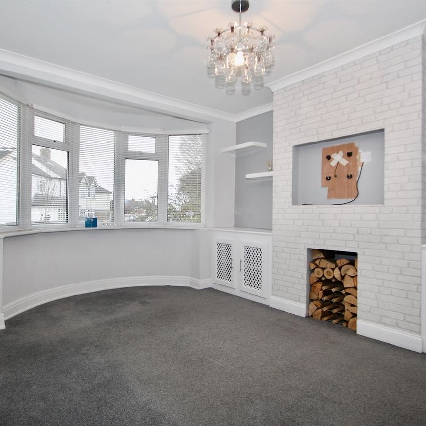 Granton Avenue, Upminster - Photo 1