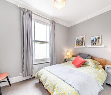 Ferndale Road, Woking, Surrey, GU21 - Photo 6