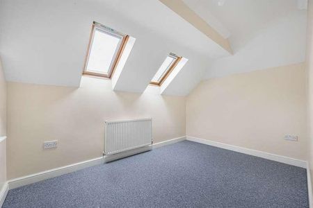 Emmer Green, Reading, RG4 - Photo 2