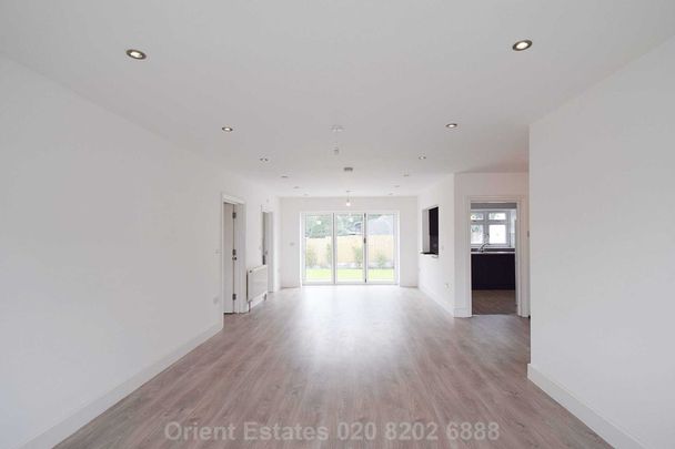 Price £4,000 pcm - Available 15/12/2025 - Unfurnished - Photo 1