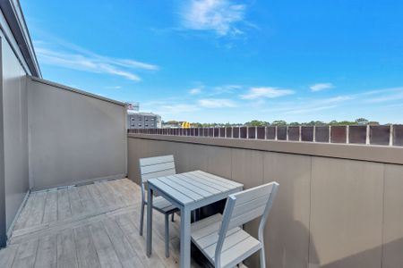 Unit 15/15 Mccarthy Lane, Annandale. - Photo 2